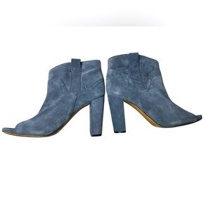 Vince Camuto‎ Blue Suede Chunky Heel Peep Toe Booties - Size 8.5